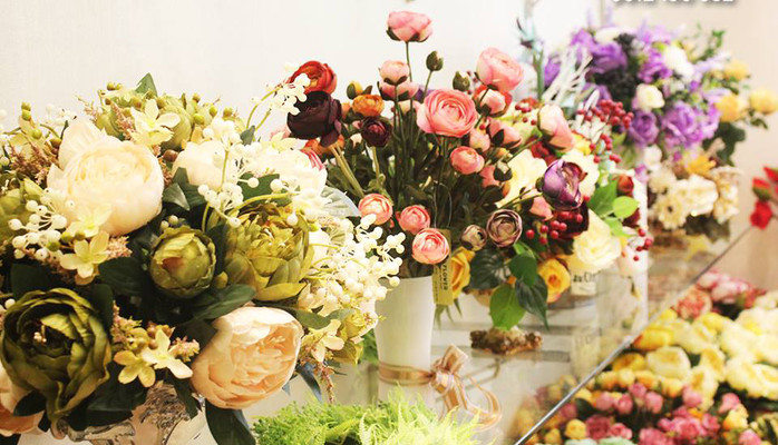 Tulip Flower - Hoa Lụa Cao Cấp - Times City