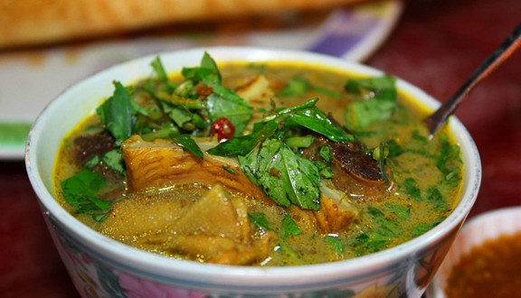 Cô Nga - Phá Lấu & Bò Kho