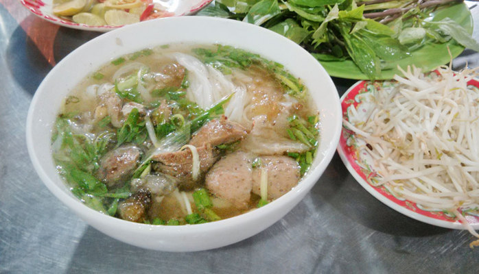 Phở Lâm - Đường Số 20