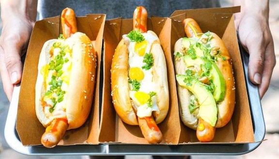 Hotdog - Nước Ép & Đồ Ăn Vặt - Quán Thánh