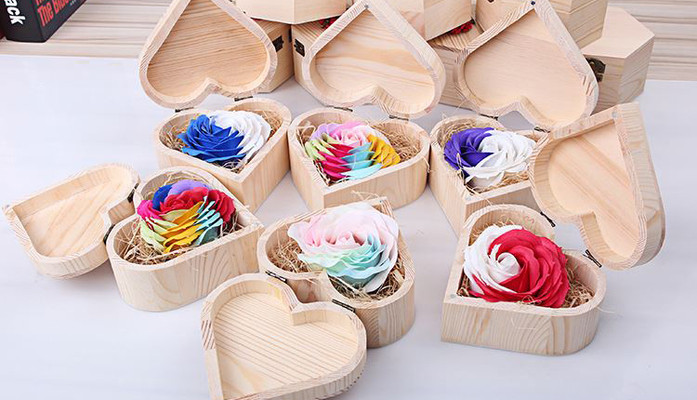 Hoa Hồng Sáp Thơm - Nguyễn Trãi