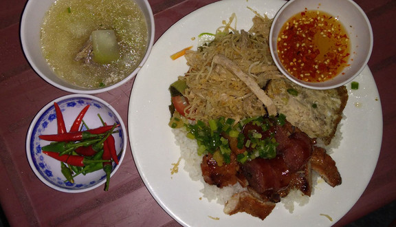 Quán Cơm - Chợ Phạm Thế Hiển