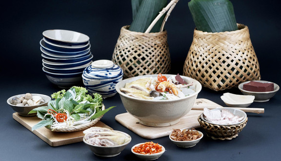 Bánh Canh Bột Gạo Hai Nhiên - Lạc Long Quân