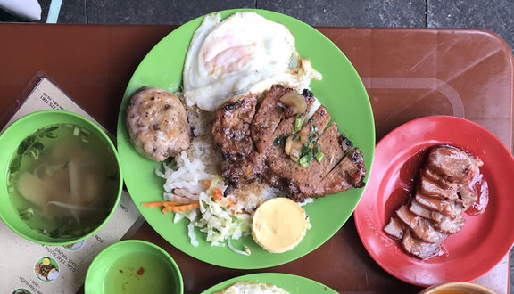 Cơm Tấm & Hủ Tiếu - Ỷ Lan