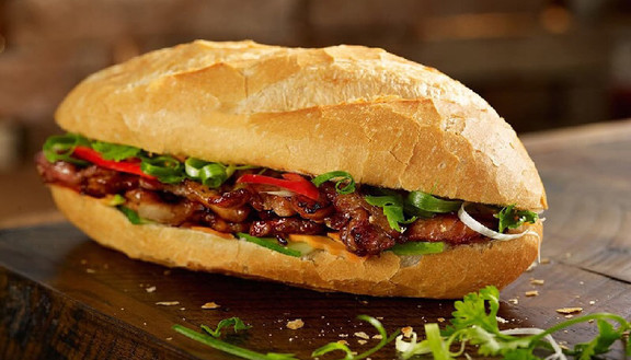 Bánh Mì Nhộng Béo - Lạch Tray