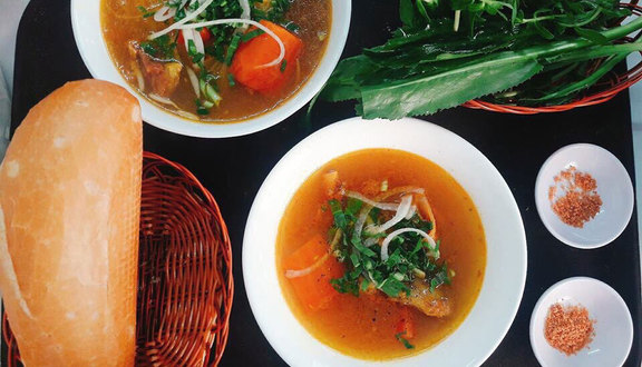 Hủ Tiếu Bò Kho - Lê Bình