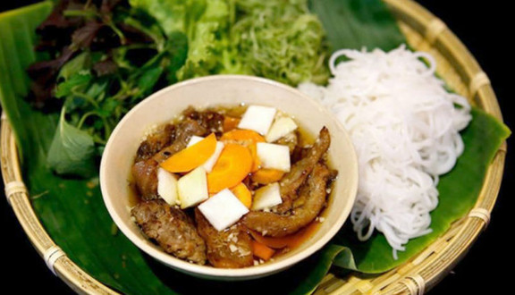 Chị An - Bún Chả Hà Nội