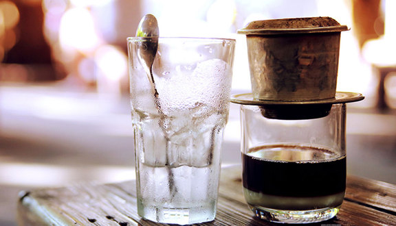 Thủy Cafe - Đường Số 6