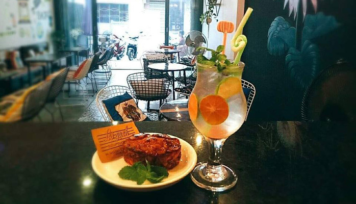 Lò Gạch - Coffee - Tea & Bakery