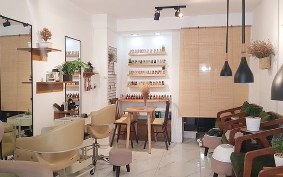 Happy Nails - Cô Giang