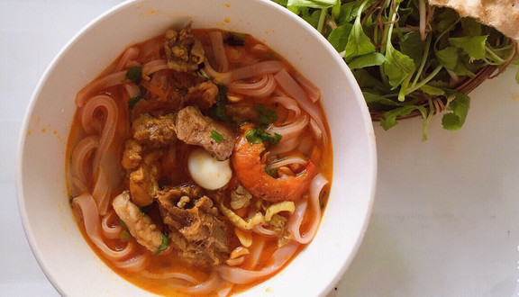 Mì Quảng Nhất - Nơ Trang Long
