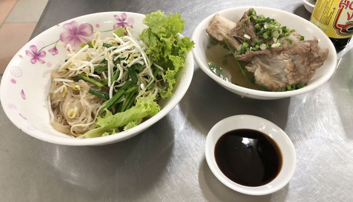 Anh Thư - Hủ Tiếu Mì - Tôn Thất Thuyết