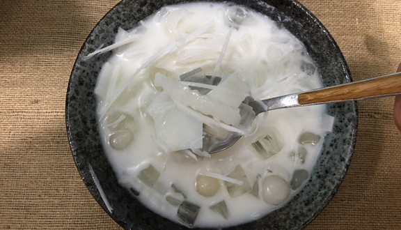 Mai Mai Kitchen - Chè Dừa Dầm Online