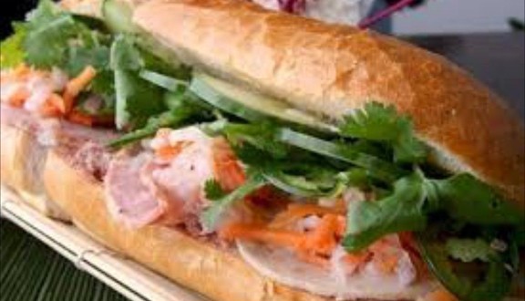 Cô Giàu - Bánh Mì & Xôi Mặn