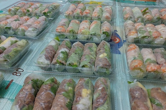 Gỏi Cuốn Tôm Thịt - 64 Vũ Trọng Phụng