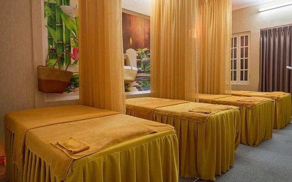 Vòm Spa
