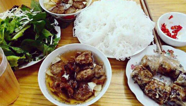 Bún Chả Bà Dung - Chùa Láng