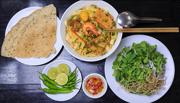 Mì Quảng 3 Anh Em Chính Gốc - Trần Não