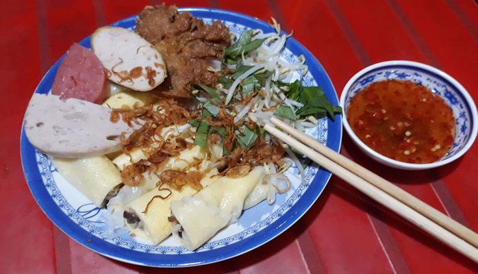 Bánh Cuốn Cô Năm - Nguyễn Thái Sơn
