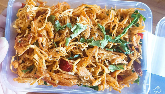 Bếp Cô 9 - Khô Gà, Khô Heo & Giò Thủ