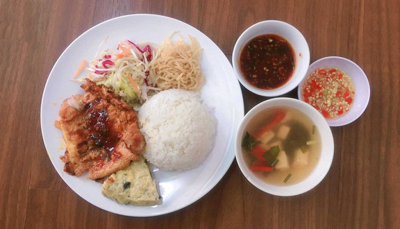Cơm Tấm Sườn Cậu Muối - Yên Thế