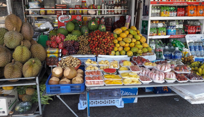 Bánh Mì & Trái Cây Bé Thu
