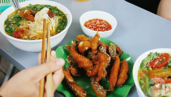 Hạnh Vân - Bún Cá Chấm & Canh Cá Rô Đồng