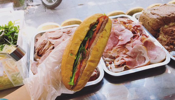Bánh Mì Nhớ - Quán Sứ