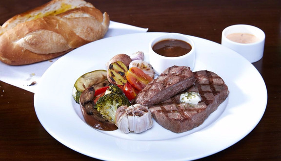 Lai176 Steakhouse