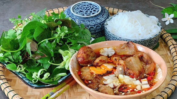 Bún Chả Hà Thành - Hồ Ngọc Lân