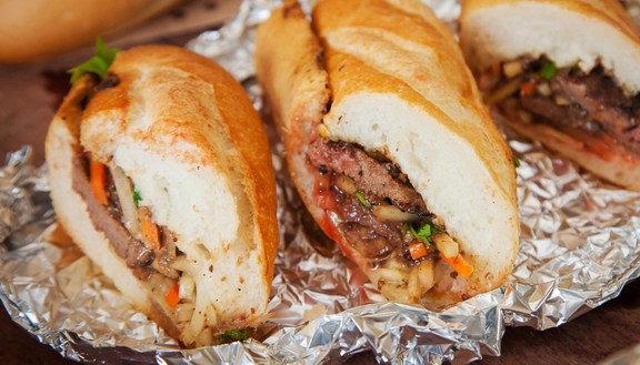 Bánh Mì Cô Ly