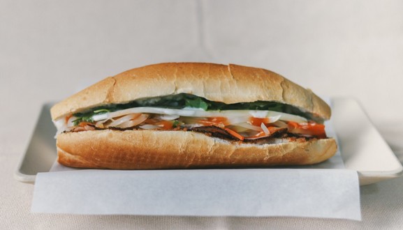Tiệm Bánh 200 Đồng