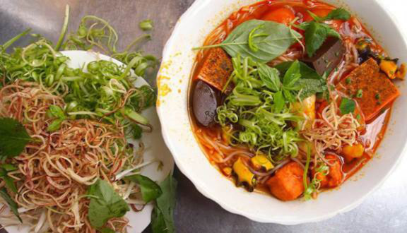 Bún Riêu Cô Yến