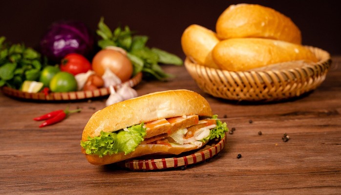 Dũng Hạnh - Xôi & Bánh Mỳ Giò Chả - Vạn Kiếp