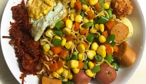 Môi Mè - Bánh Mì & Mì Trộn Indomie
