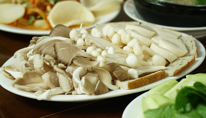 Quán Chay Hoa Sen -  Nguyễn Nhữ Lãm