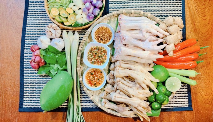 Zuri Yummy - Chân Gà Rút Xương