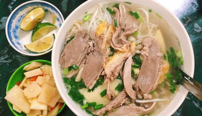 Chị Tuyến - Bún, Miến, Phở & Xôi - Đầu Ngõ 1 Lĩnh Nam