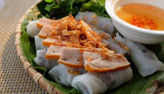 Hà Cảnh - Bánh Cuốn, Bún Chả & Xôi