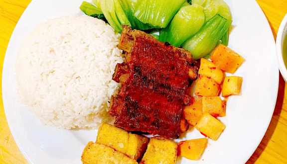 Tiệm Trà Nhà Gấu - Cầu Cốc