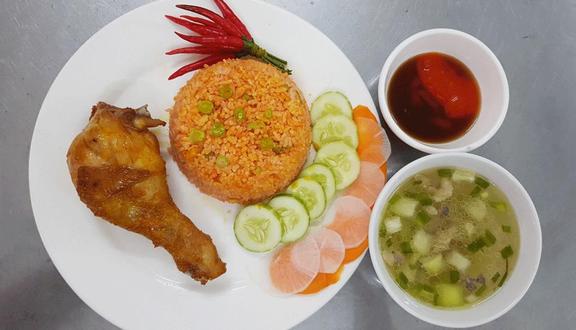 Cơm Gà Cô Tuyết