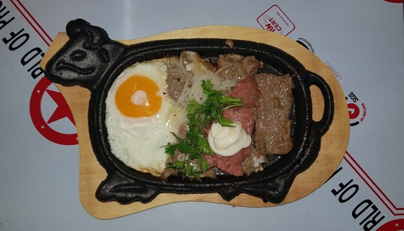 Bít Tết Cô Út