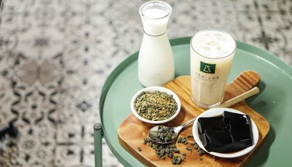 Tea Lab - Tiệm Trà Chanh - Lạc Long Quân