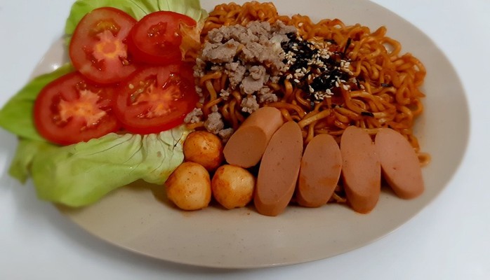 Dona - Trà Sữa & Mỳ Cay - Đường 33