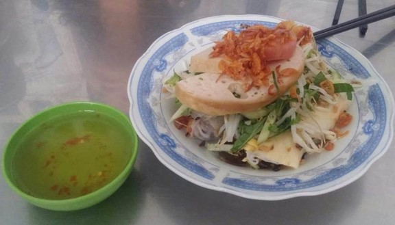 Bánh Cuốn Cô Yến
