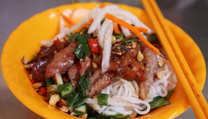 Phụng - Bún Thịt Nướng