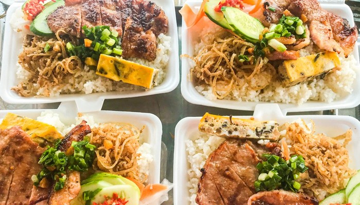 Tiệm Cơm Khuya Cô Vy