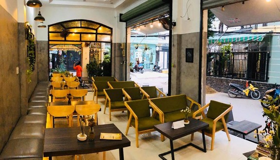 Vợ La Cafe