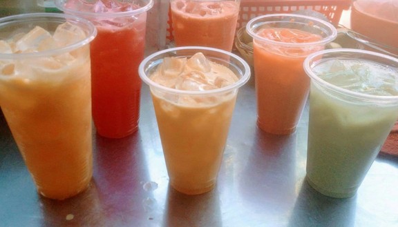 Quán 1990 - Ăn Vặt & Sinh Tố