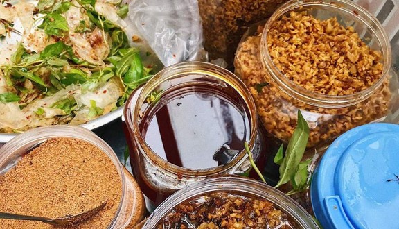 Út Trang - Chả Tré Trộn & Bánh Tráng Trộn